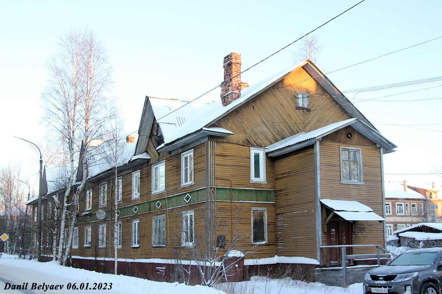 Архангельск, Кемская улица, 7 / Литейная улица, 2