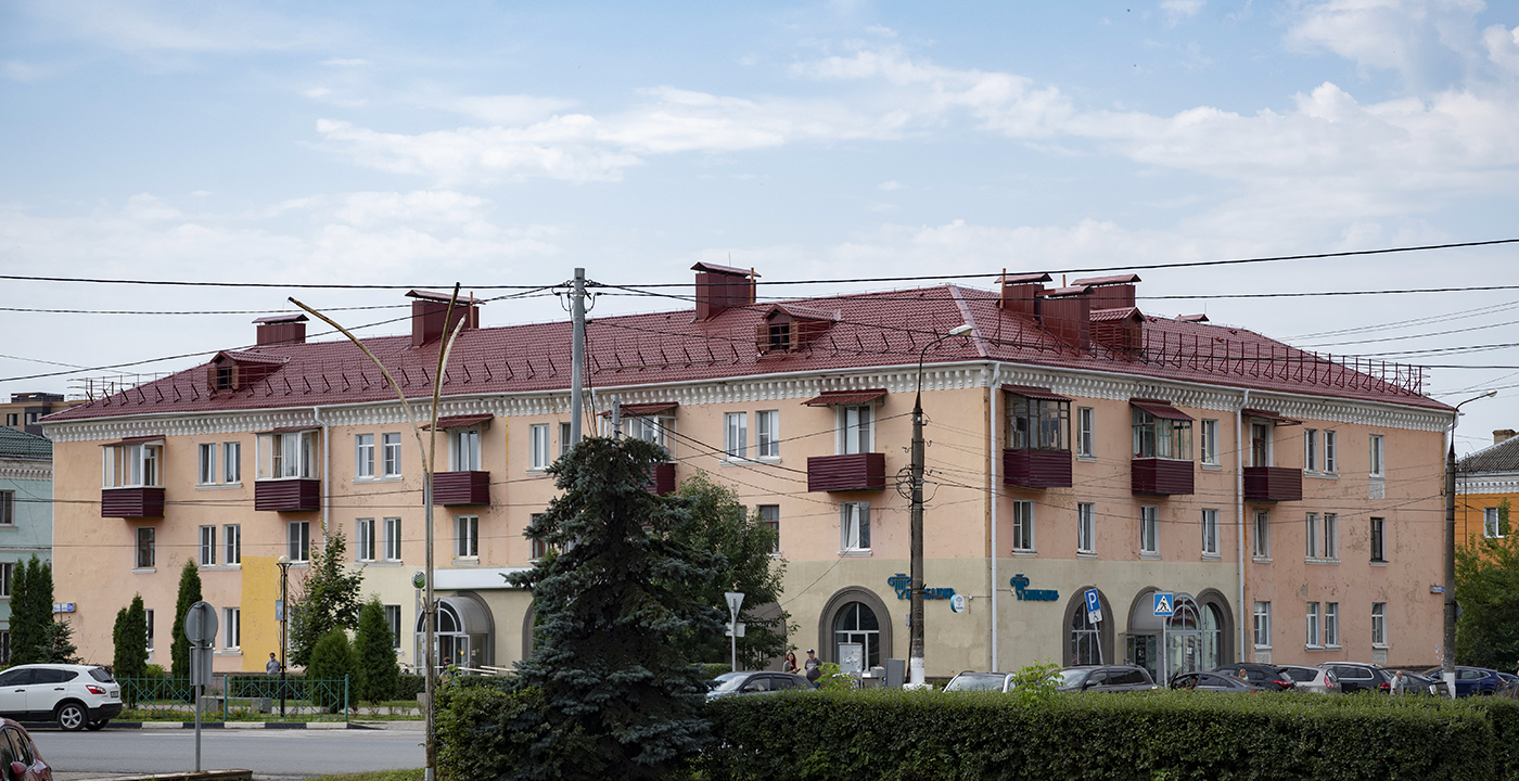 Балабаново, Улица 50 лет Октября, 2 / Лесная улица, 1
