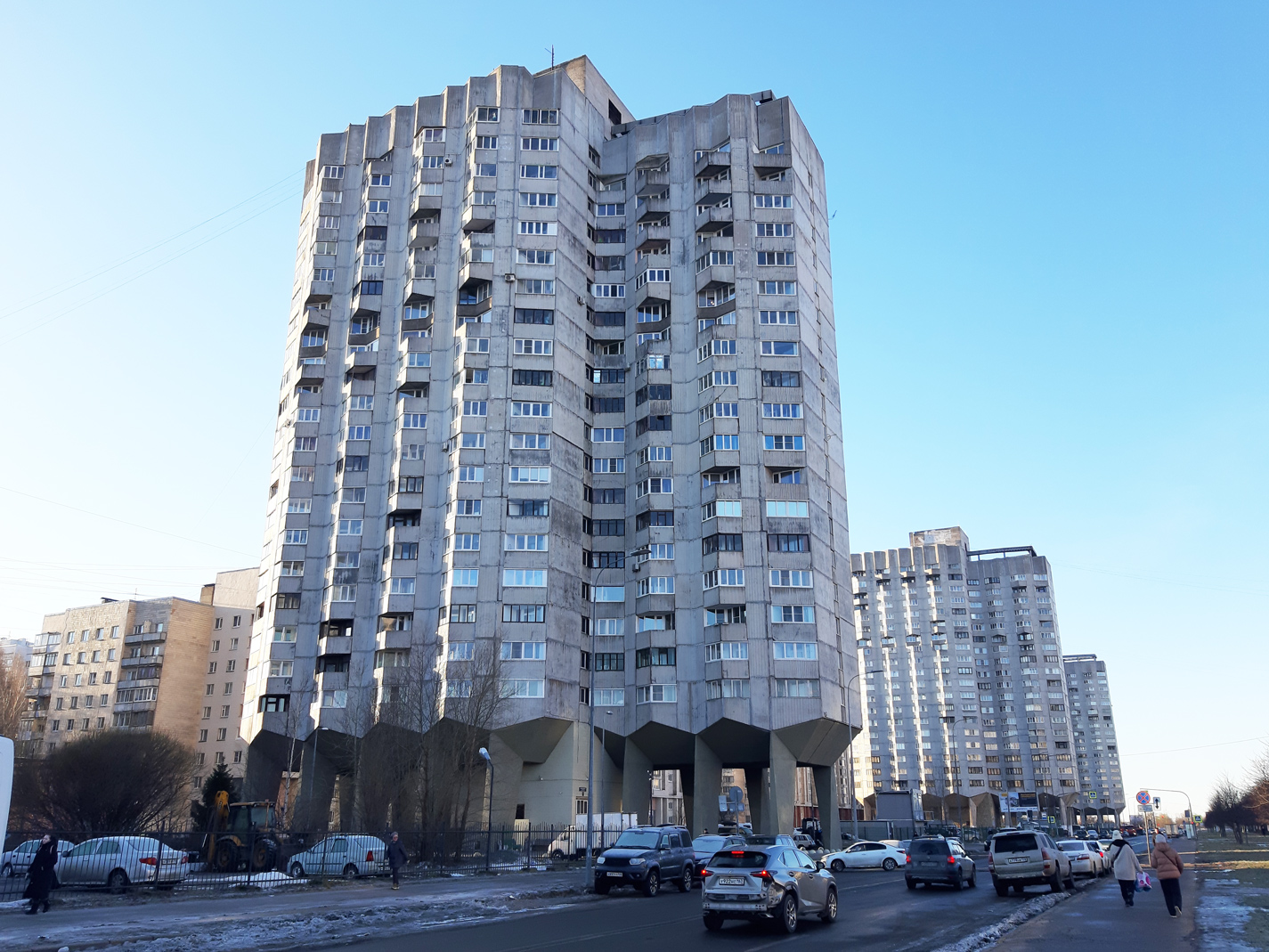 Sankt Petersburg, Новосмоленская набережная, 4