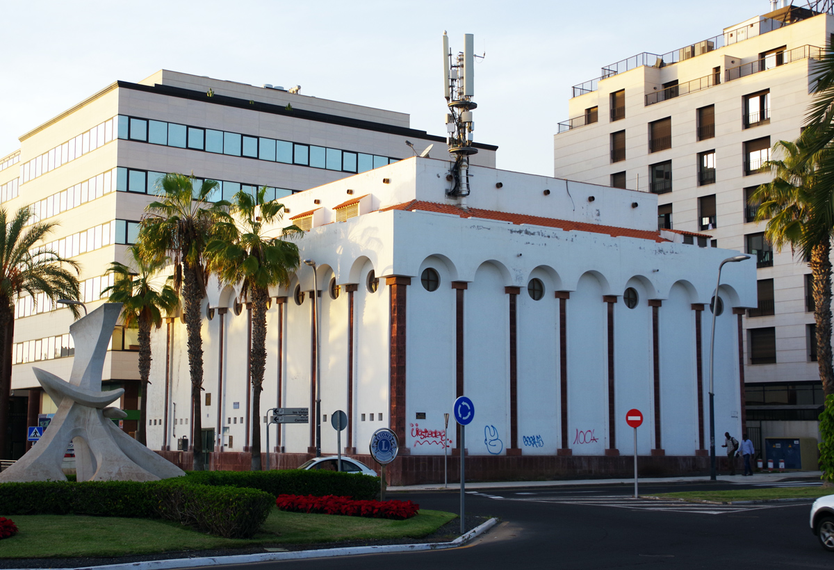 Санта-Крус-де-Тенерифe, Playa de la Américas, Av. Antonio Dominguez, 4