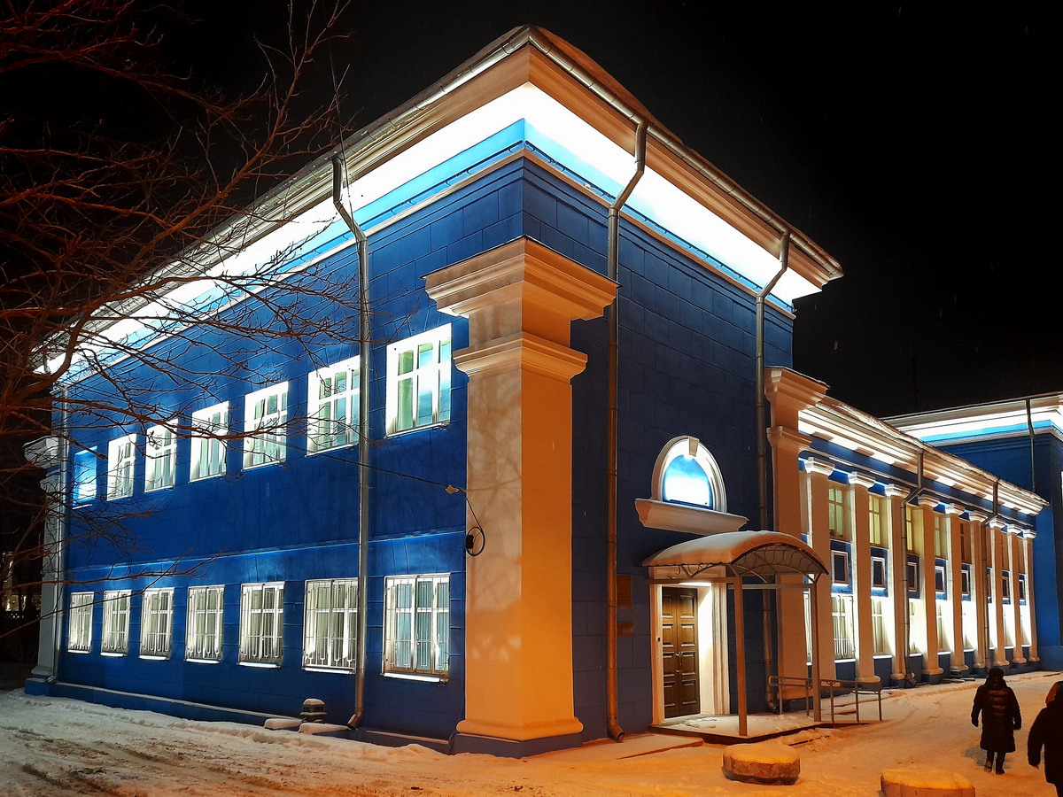 Мурманск, Улица Карла Маркса, 1 / Улица Челюскинцев, 3