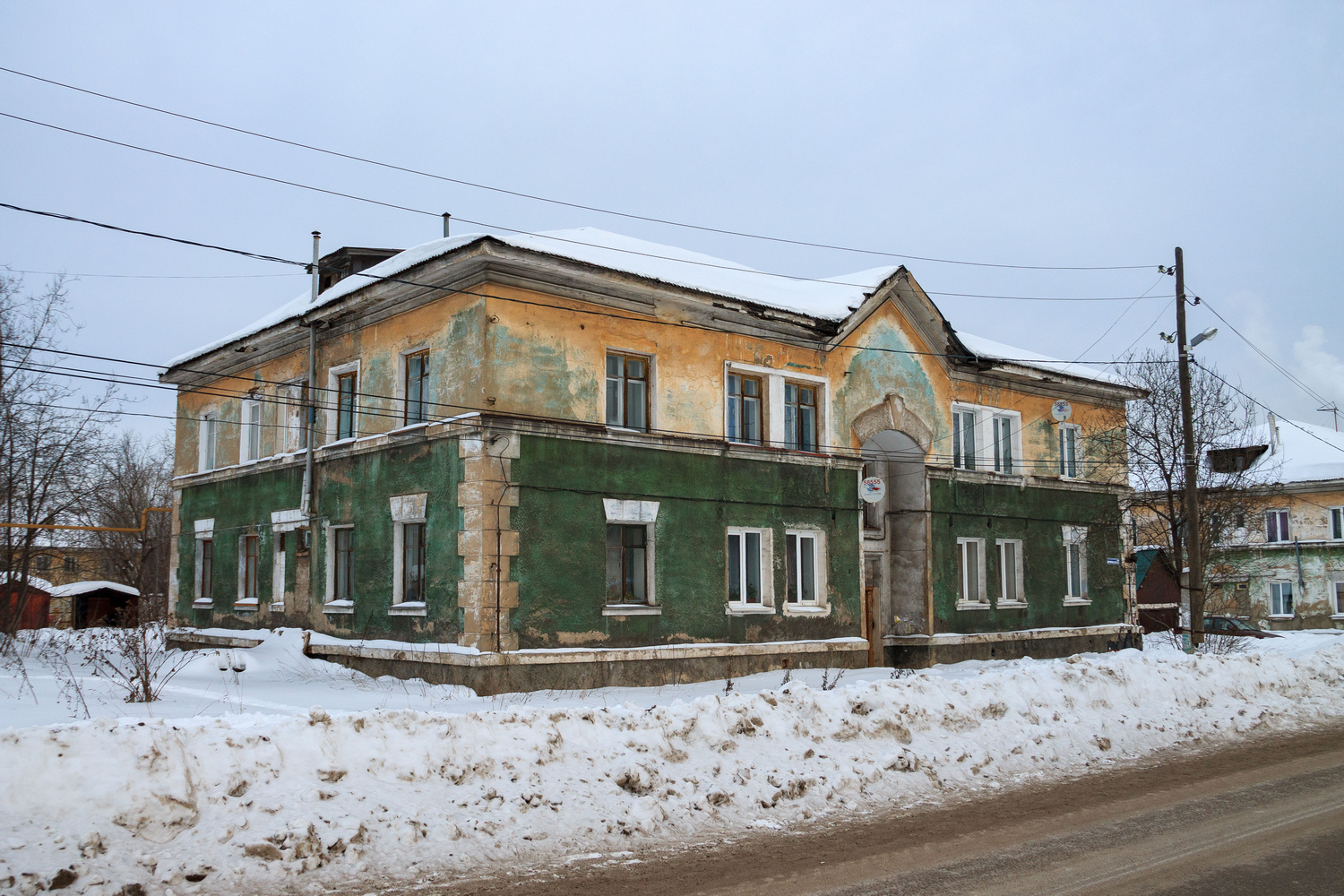 Чусовой, Октябрьская улица, 10