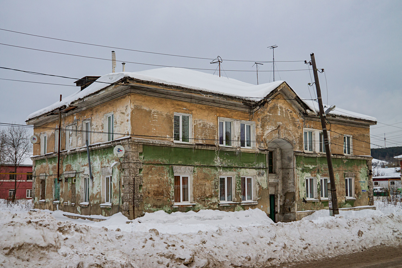Чусовой, Октябрьская улица, 8