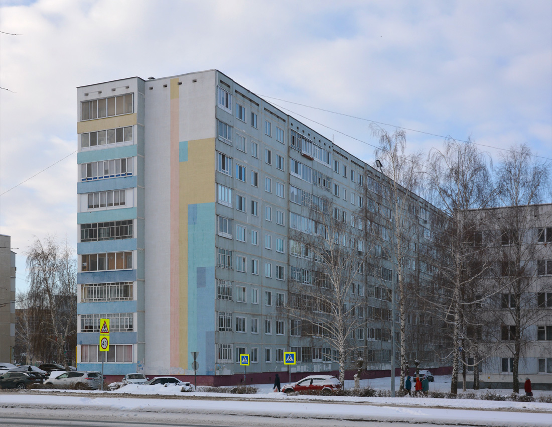 Набережные Челны, Улица Хади Такташа, 19