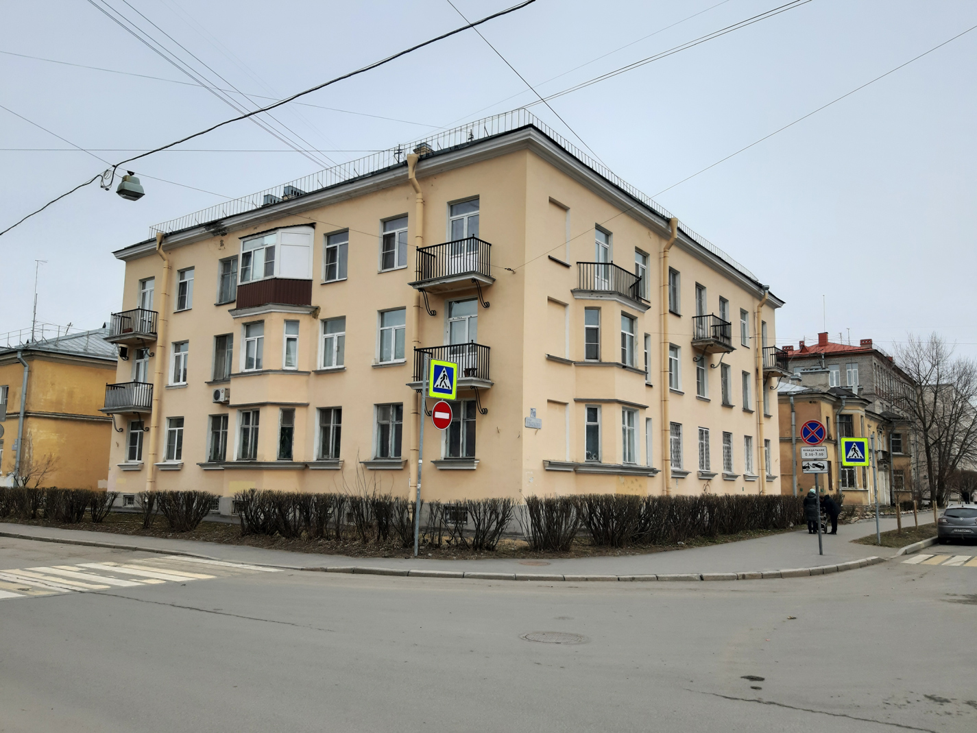 Saint Petersburg, Улица Гладкова, 7