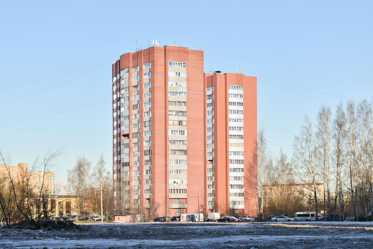 Saint Petersburg, Улица Академика Константинова, 16; Светлановский проспект, 81