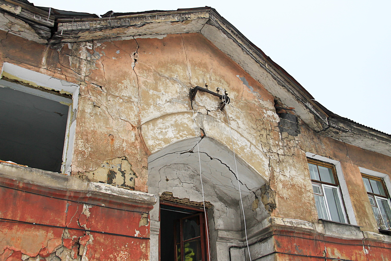 Чусовой, Октябрьская улица, 16