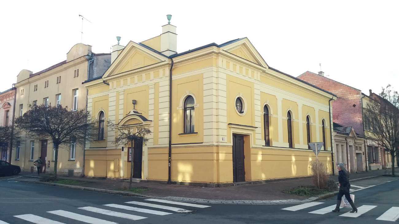 Пардубице, Hronovická, 492