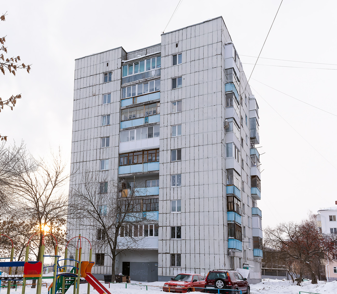 Уфа, Интернациональная улица, 167 / Улица Сергея Вострецова, 2