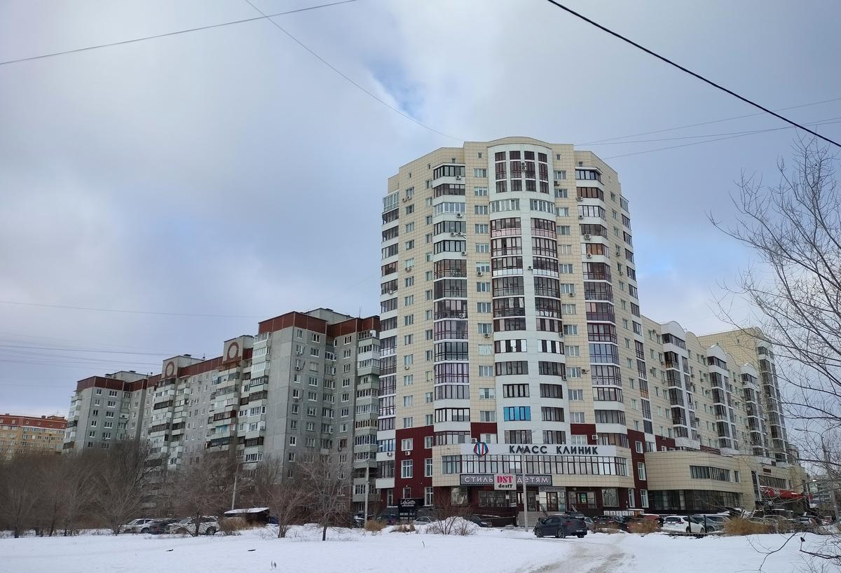 Омск, Улица 70 лет Октября, 13/2; Улица 70 лет Октября, 13/3
