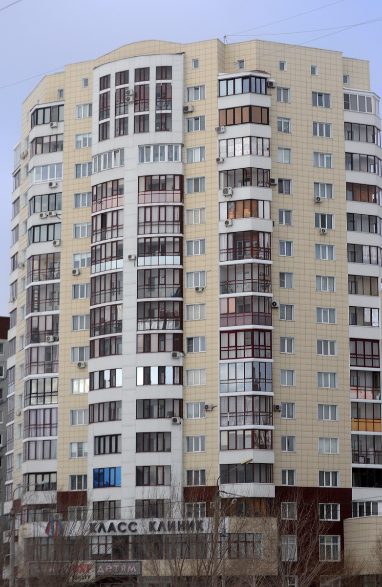 Омск, Улица 70 лет Октября, 13/3
