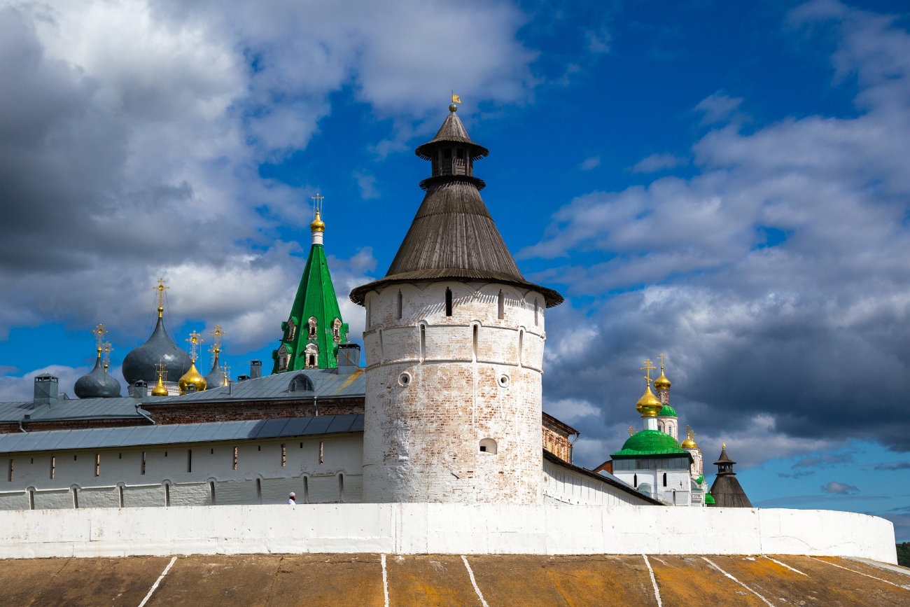 Lyskovsky district, пос. Макарьево, улица Набережная, 1 (западная башня)