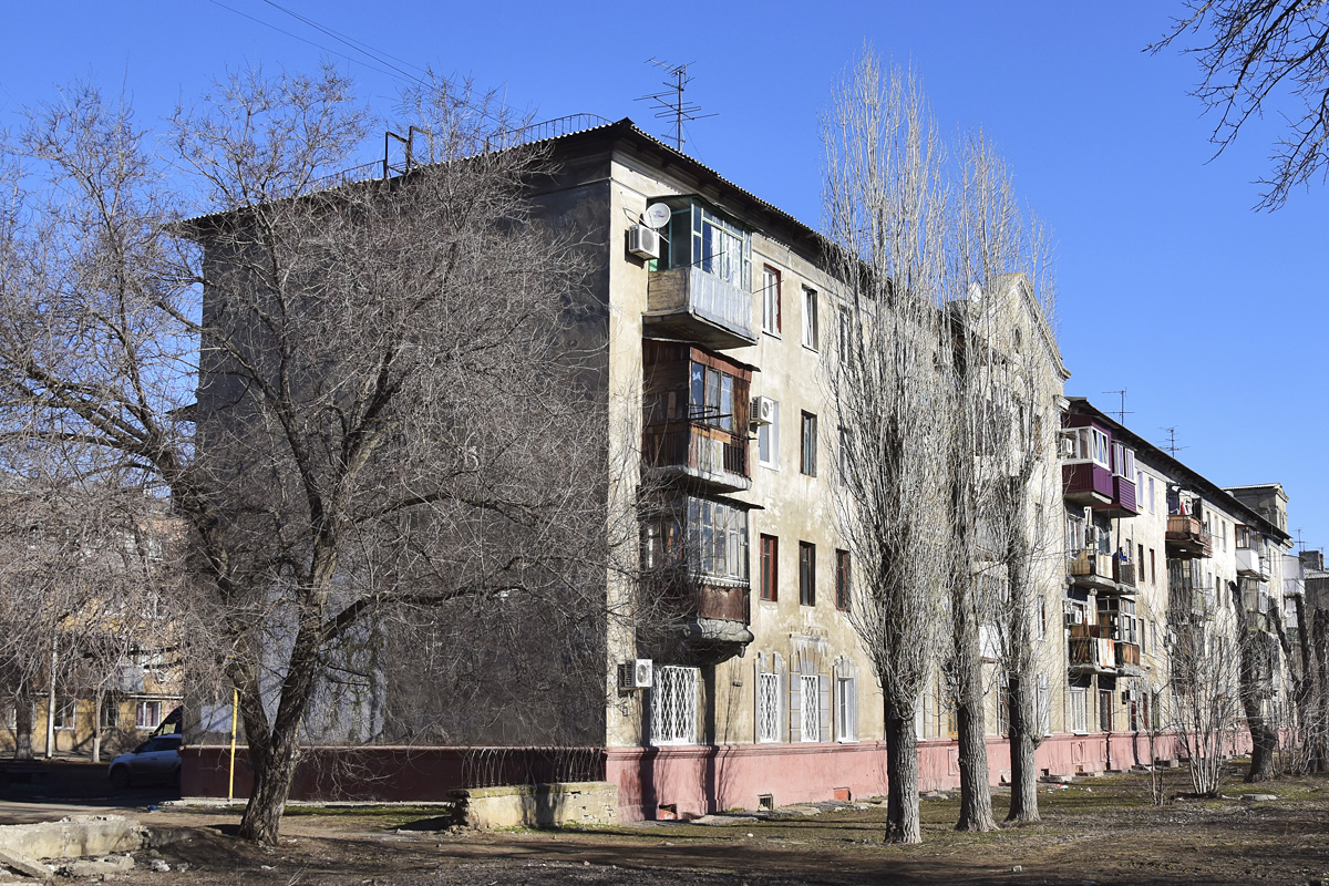 Волгоград, Улица имени Адмирала Ушакова, 6