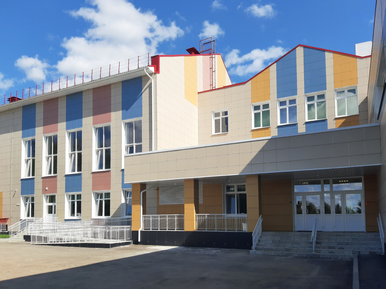 Шахунский район, прочие н.п., с. Хмелевицы, Автомобильная улица, 1в
