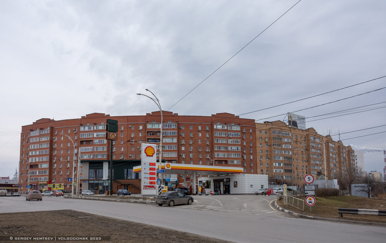 Волгодонск, Весенняя улица, 40; Проспект Строителей, 2А; Проспект Строителей, 2М