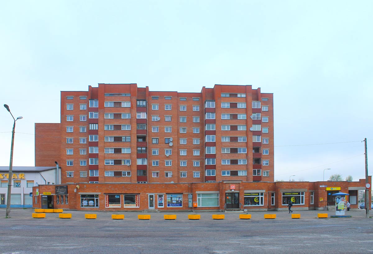 Кохтла-Ярве, Maleva, 25c; Maleva, 27. Кохтла-Ярве — Общественный центр в жилом районе Ийдла Ахтмеской части