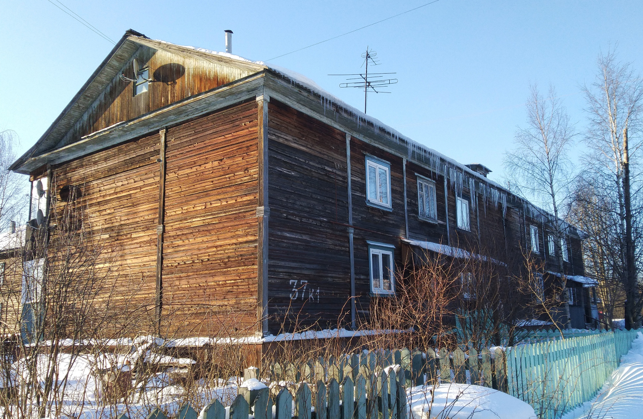 Архангельск, Холмогорская улица, 37 корп. 1