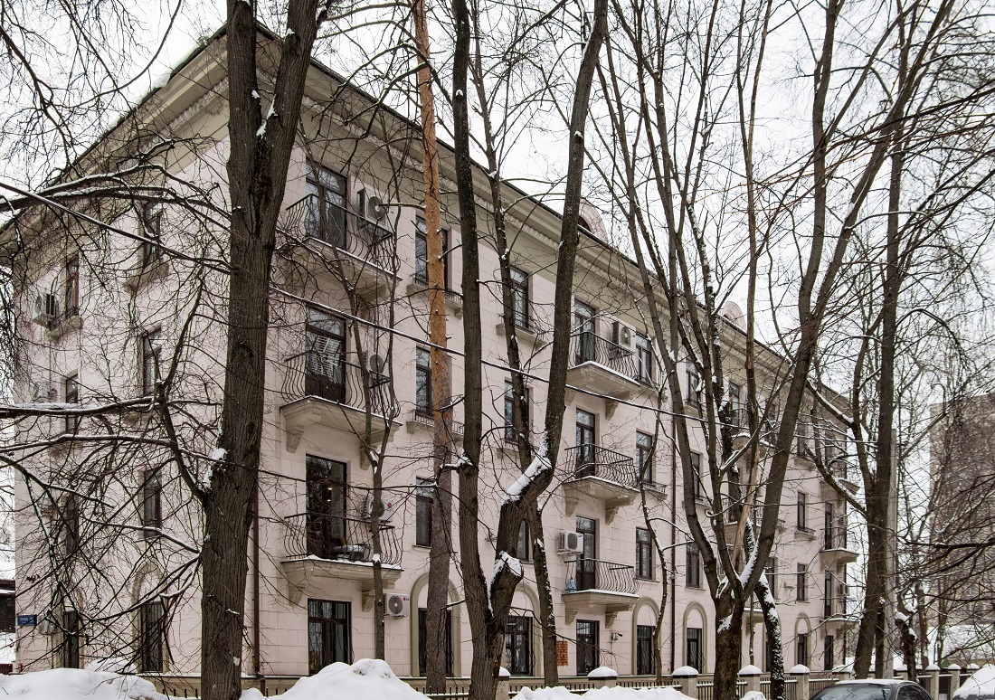 Москва, Улица Сурикова, 24
