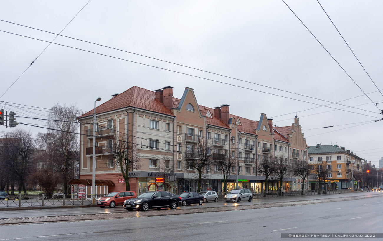 Калининград, Ленинский проспект, 27-31 / улица Генерала Соммера, 1-7