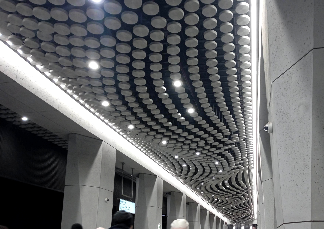 Москва, Большая Кольцевая линия Московского метрополитена, станция метро «Воронцовская»