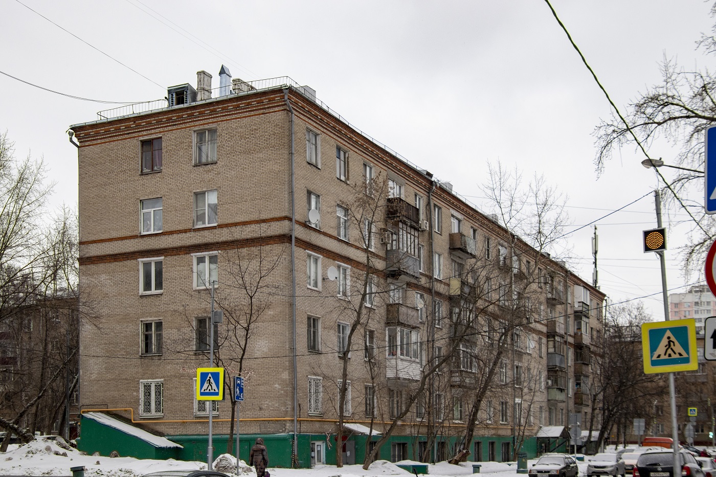 Москва, Улица Генерала Рычагова, 23 / 4-й Новомихалковский переулок, 11