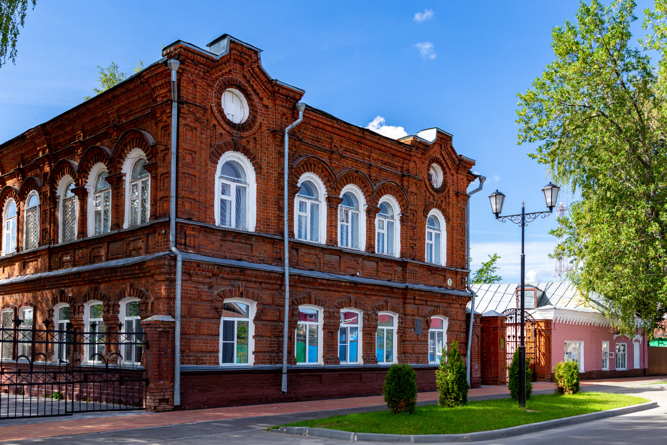 Семёнов, Улица Ванеева, 5