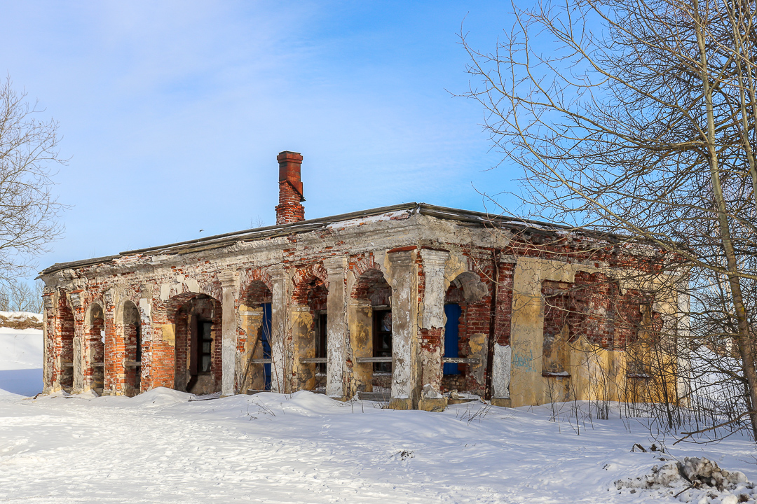Выборг, Петровская улица, 11