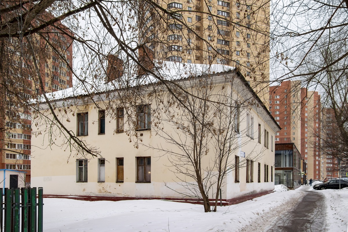 Химки, Улица Академика Грушина, 14