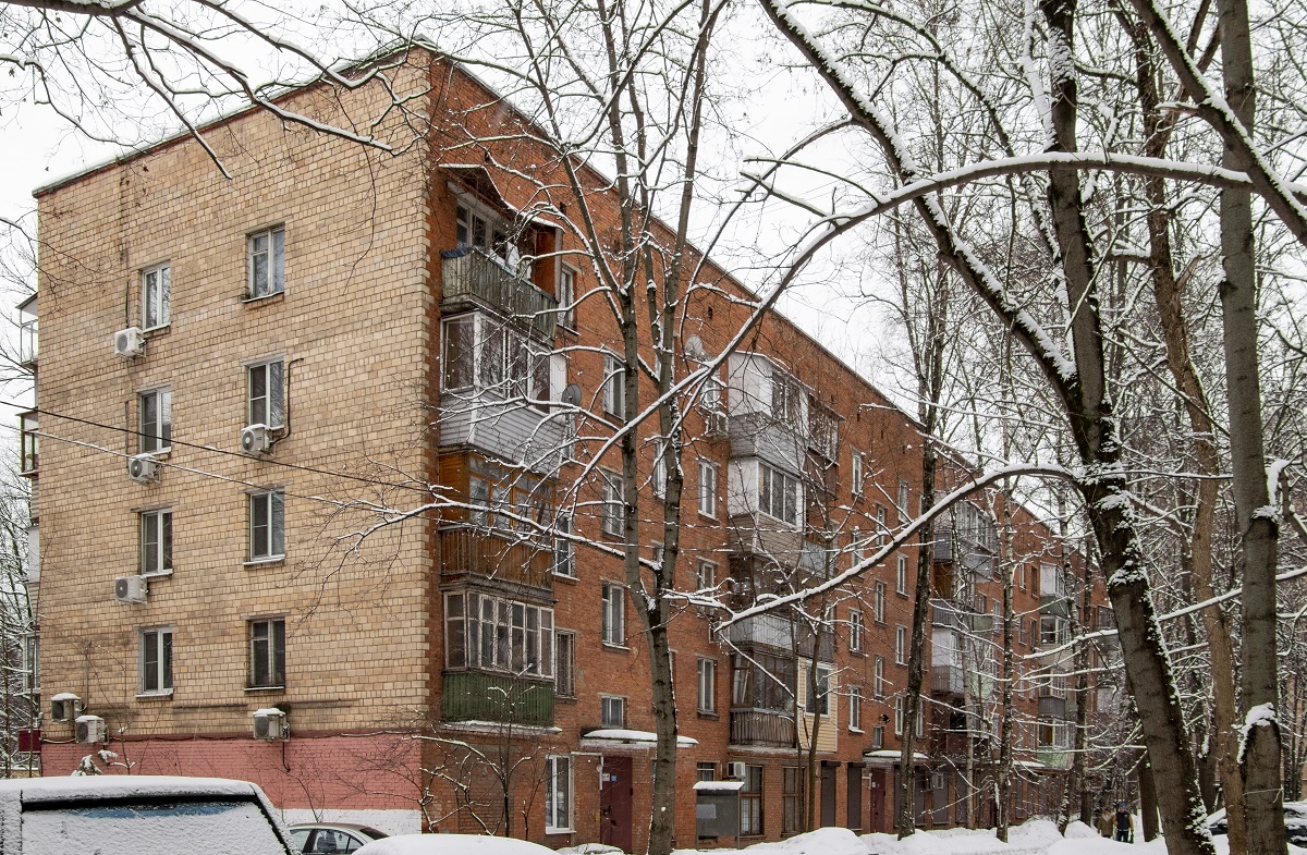 Химки, Улица Кирова, 16 / Аптечная улица, 10