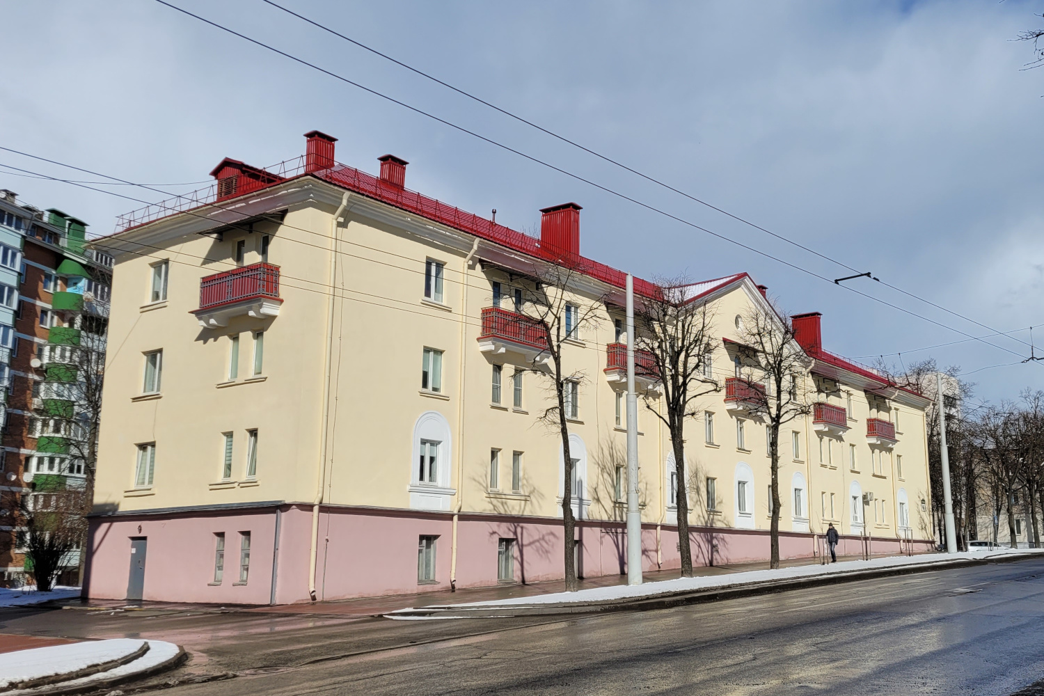 Минск, Улица Кузьмы Чорного, 9 / Улица Чернышевского, 1