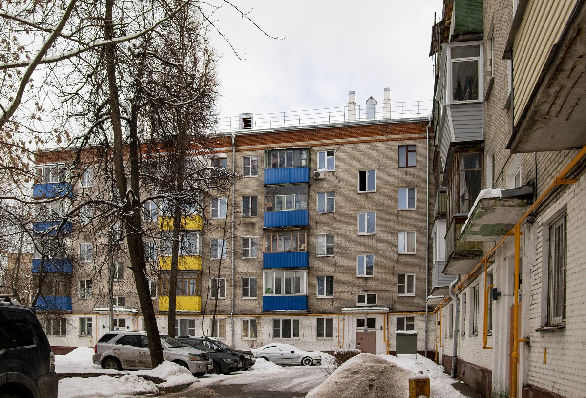 Khimki, Улица Маяковского, 8 / Первомайская улица, 12