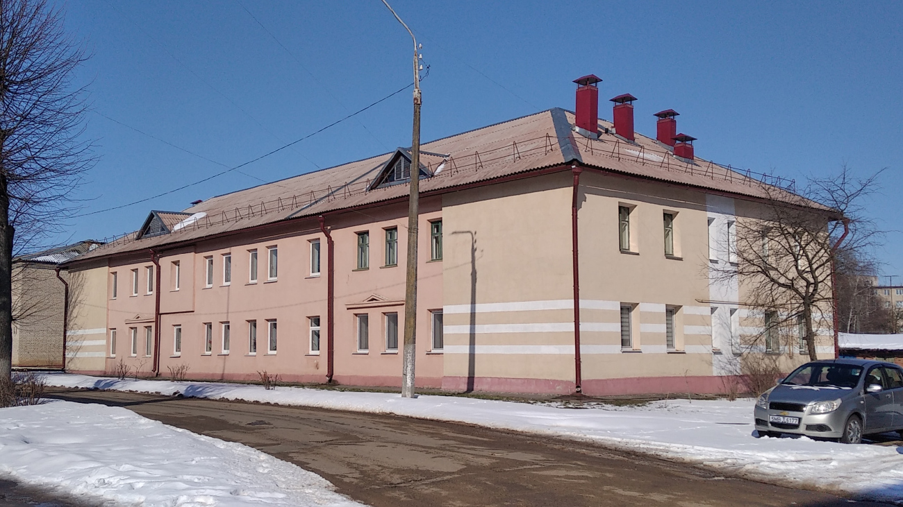 Барань, Комсомольская улица, 3