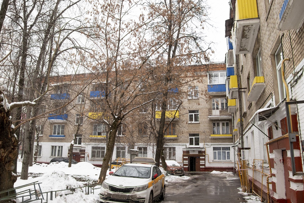 Химки, Ленинградская улица, 17