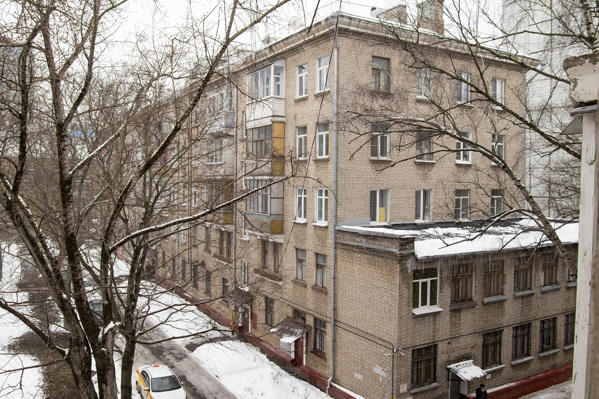 Химки, Ленинградская улица, 9