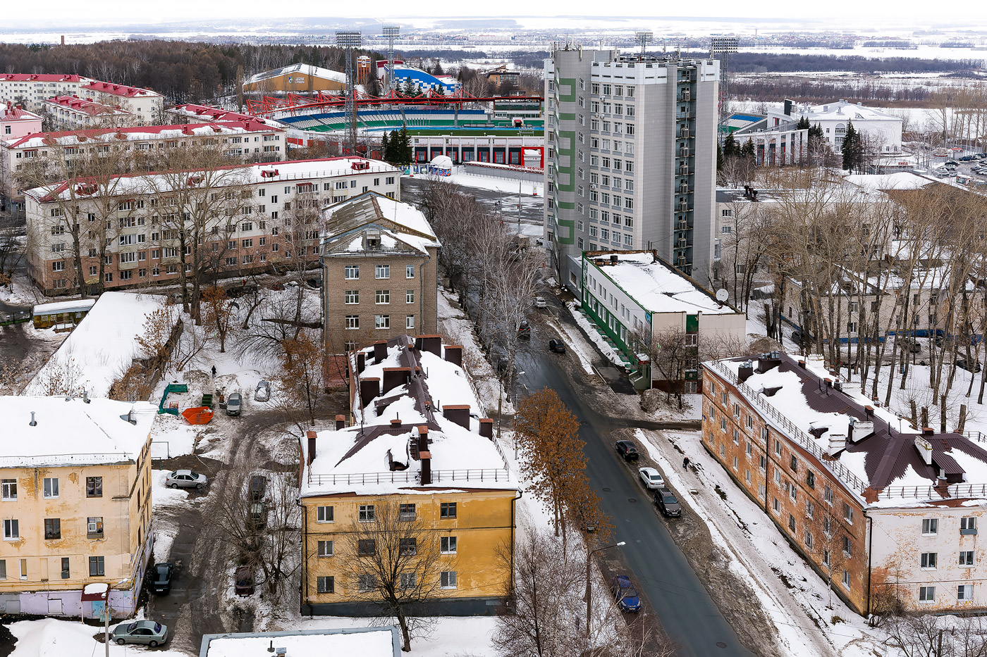 Ufa, Улица Конституции, 1 / Улица Максима Горького, 34; Улица Максима Горького, 38; Улица Максима Горького, 36; Улица Комарова, 9 корп. 1; Улица Максима Горького, 35 / Кемеровская улица, 46; Улица Максима Горького, 35А; Улица Максима Горького, 39
