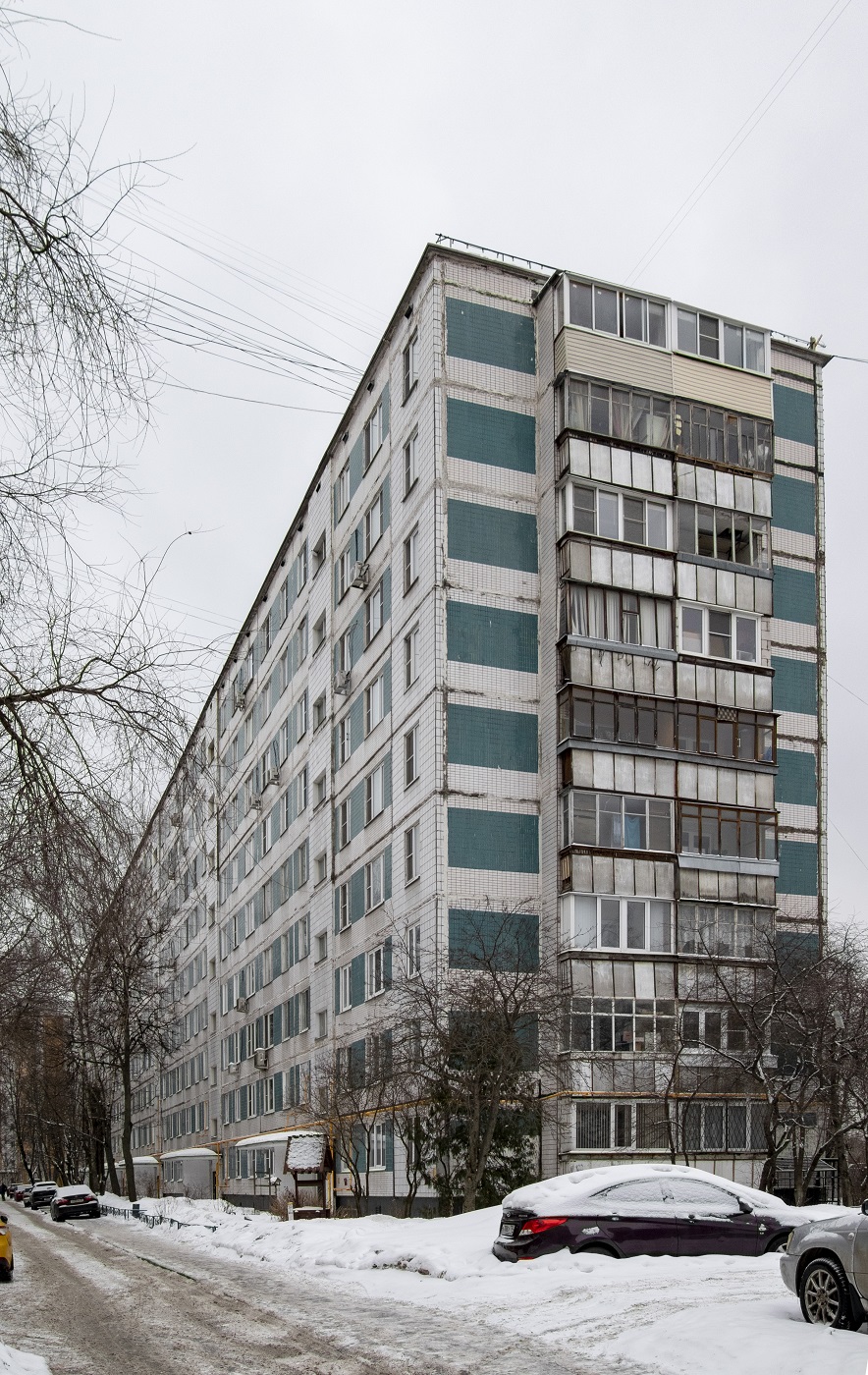 Химки, Молодёжная улица, 14 / Куркинское шоссе, 30