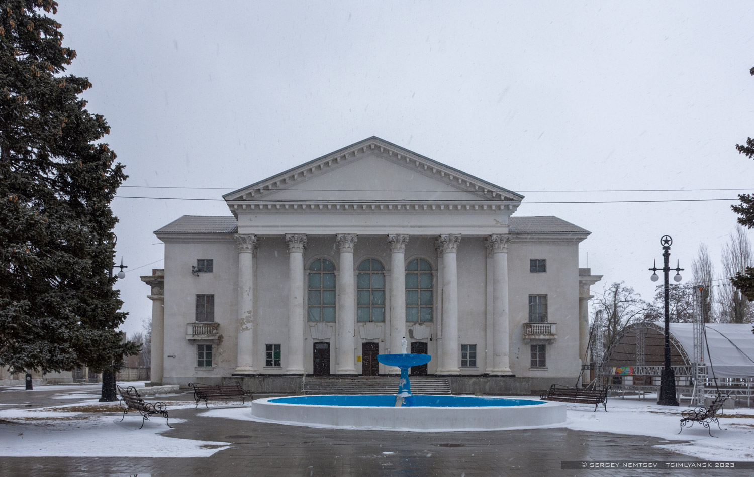 Цимлянск, Набережная улица, 2