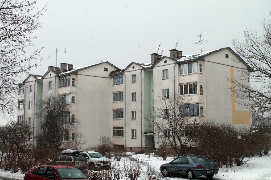 Молодечно, Улица Космонавтов, 10А