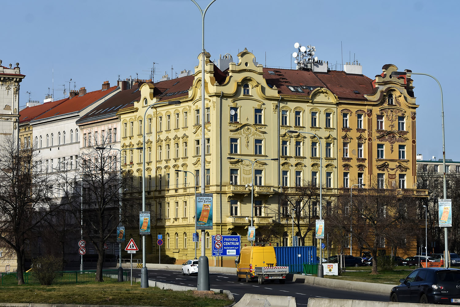 Прага, Legerova, 6; Legerova, 4; ​Legerova, 2​ / Boženy Němcové, 11; ​Lublaňská, 1 / ​Boženy Němcové, 13