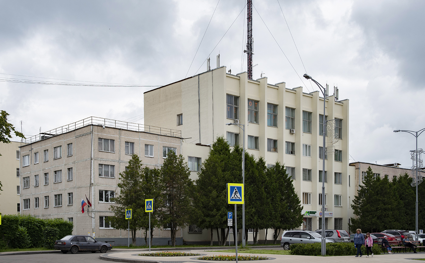 Поселение Вороновское, Пос. ЛМС, микрорайон Центральный, 24 ( жилой корпус ); Пос. ЛМС, микрорайон Центральный, 24 ( административный корпус )