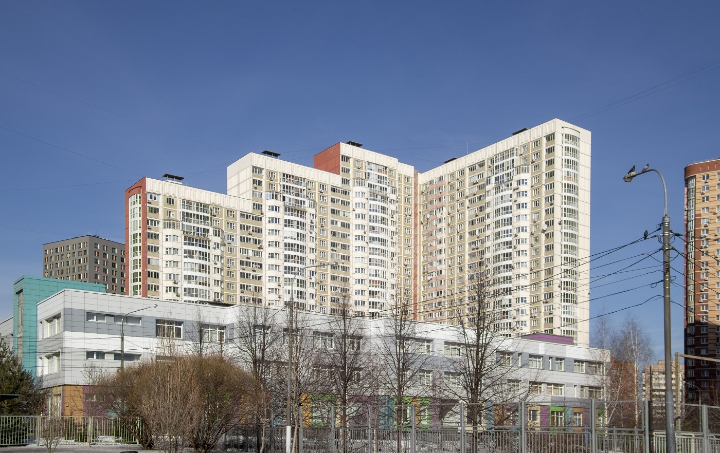 Khimki, Молодёжный проезд, 4; Молодёжный проезд, 6