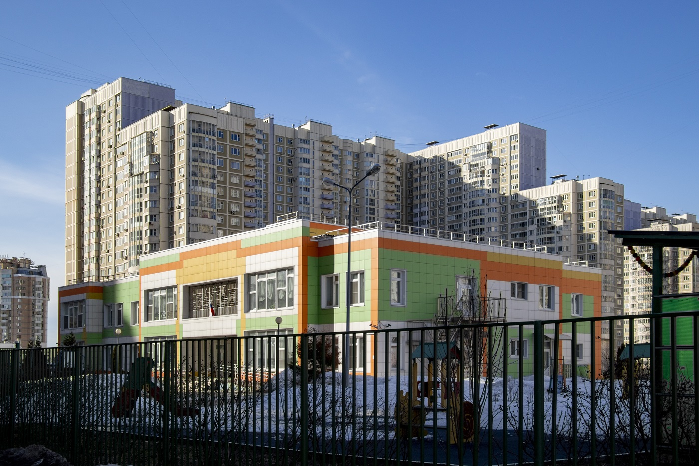 Khimki, Молодёжная улица, 60 стр. 2; Молодёжная улица, 70