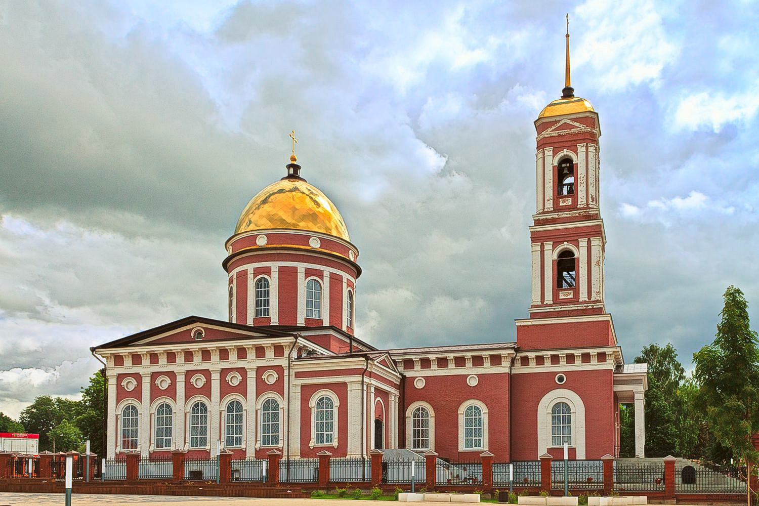 Birsk, Октябрьская площадь, 6