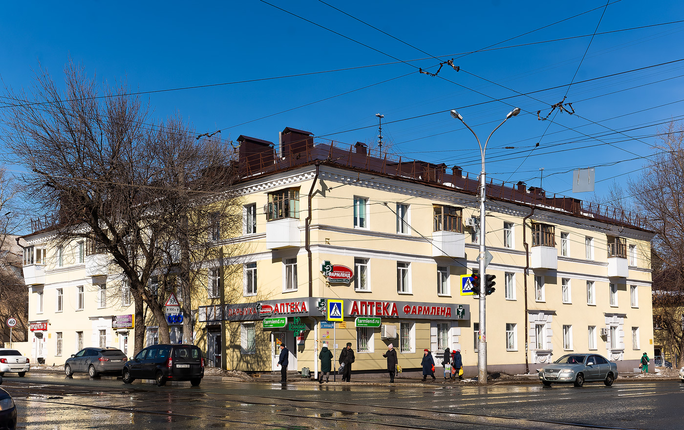 Уфа, Улица Свободы, 33 / Улица Дмитрия Донского, 91