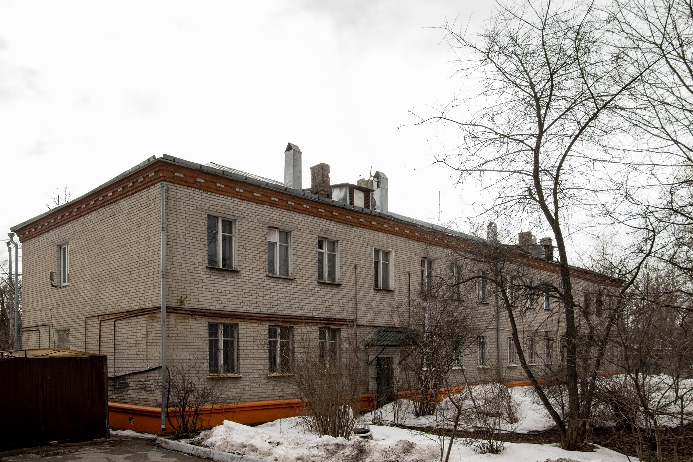 Москва, Лужская улица, 1