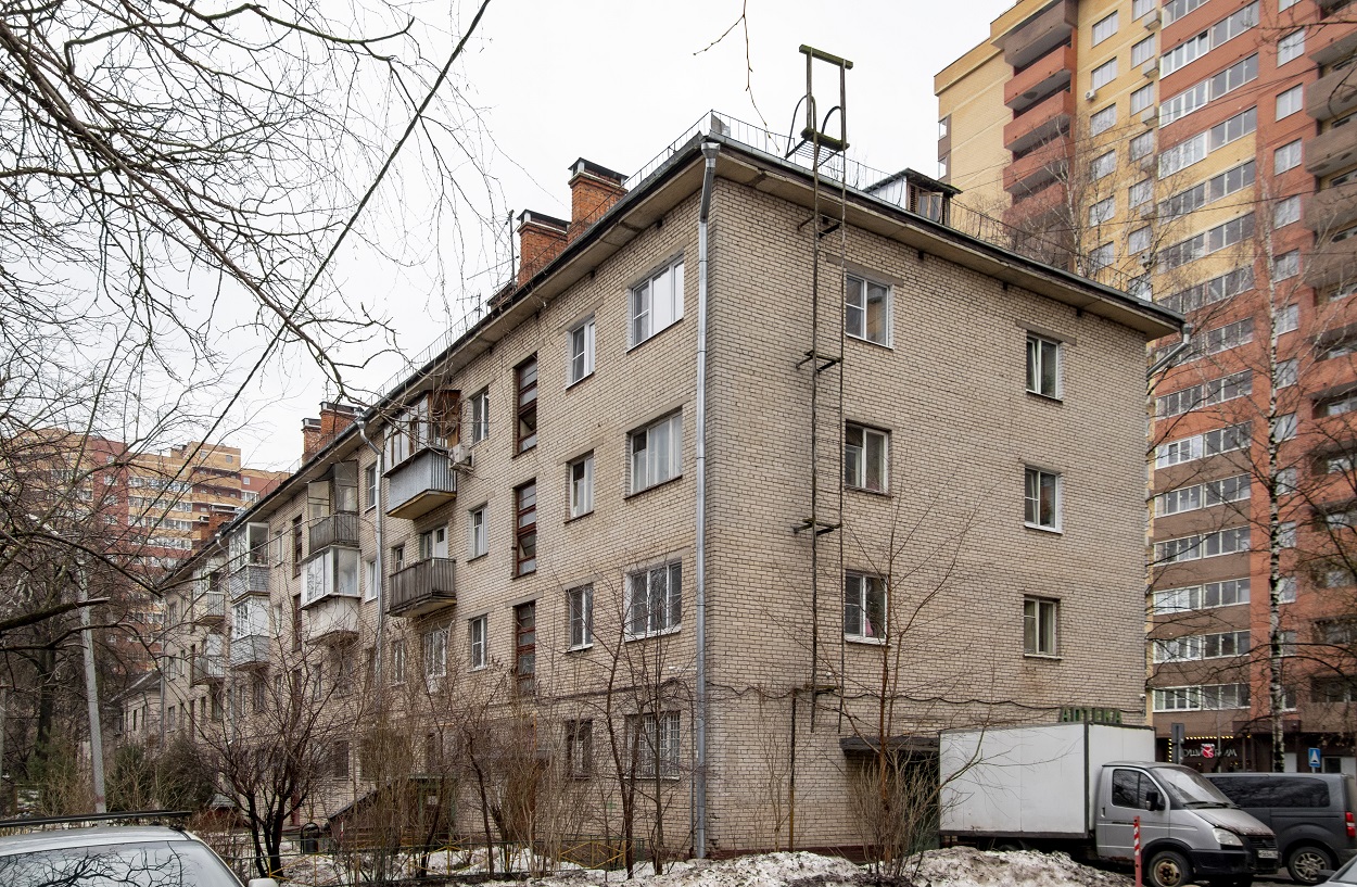 Химки, Микрорайон Подрезково, Центральная улица, 7