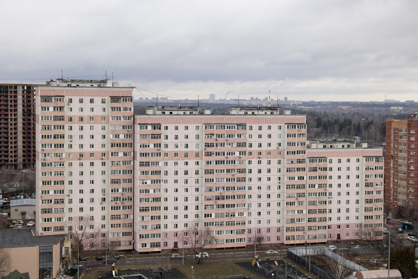 Химки, Микрорайон Сходня, Вишнёвая улица, 19