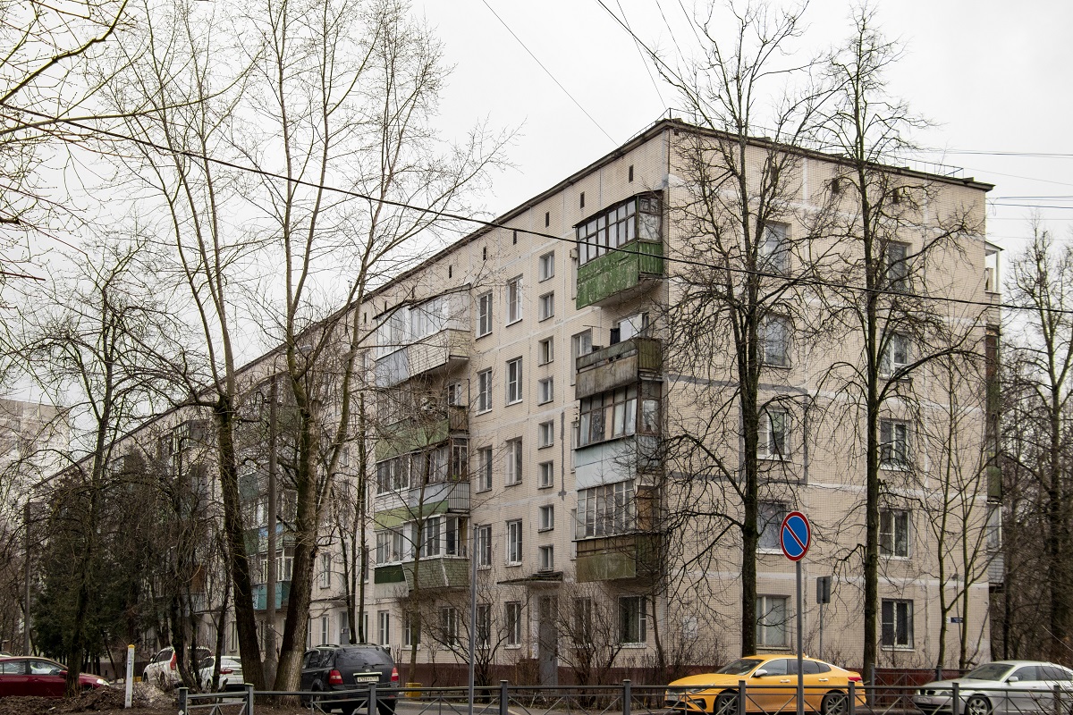 Химки, Микрорайон Сходня, Улица Чапаева, 21