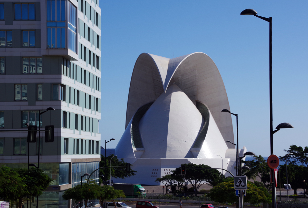 Santa Cruz de Tenerife, Avenida de la Constitucion, 1