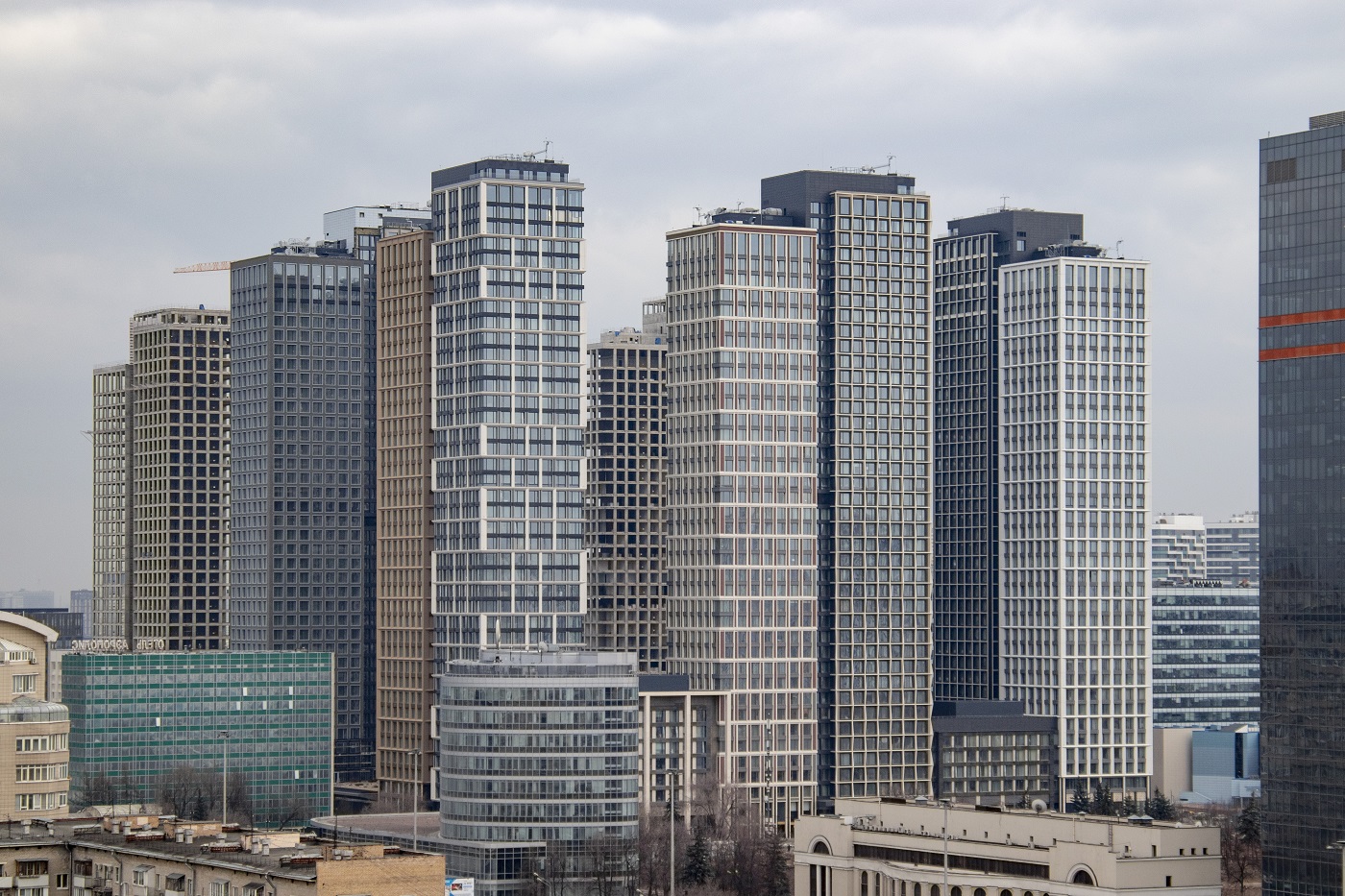 Москва, Ленинградский проспект, 37 / Улица Александра Гомельского, 6; Ленинградский проспект, 37 / Улица Александра Гомельского, 5; Ленинградский проспект, 37 / Улица Александра Гомельского, 4